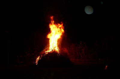Am Martinsfeuer